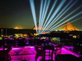 Magic Pyramids INN